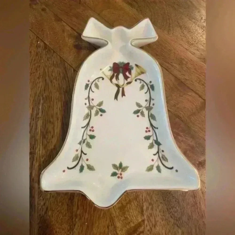 Mikasa holiday bell dish